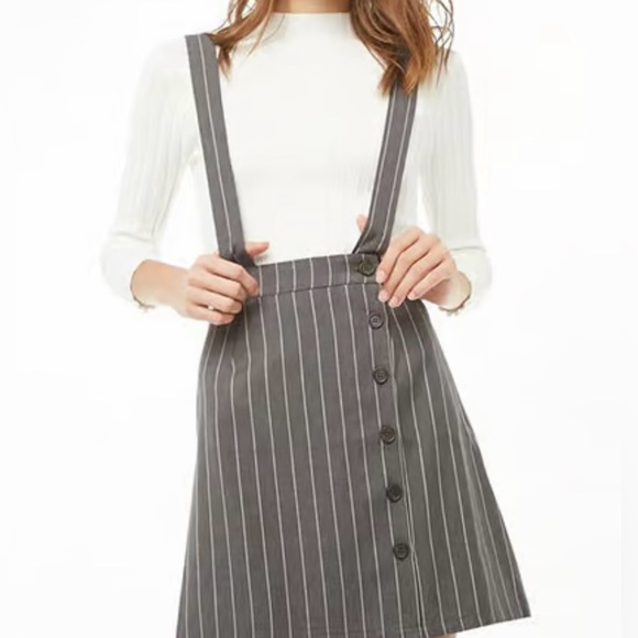 FOREVER 21 Junior Grey/White Pinstripe Suspender A-line skirt - Picture 1 of 9